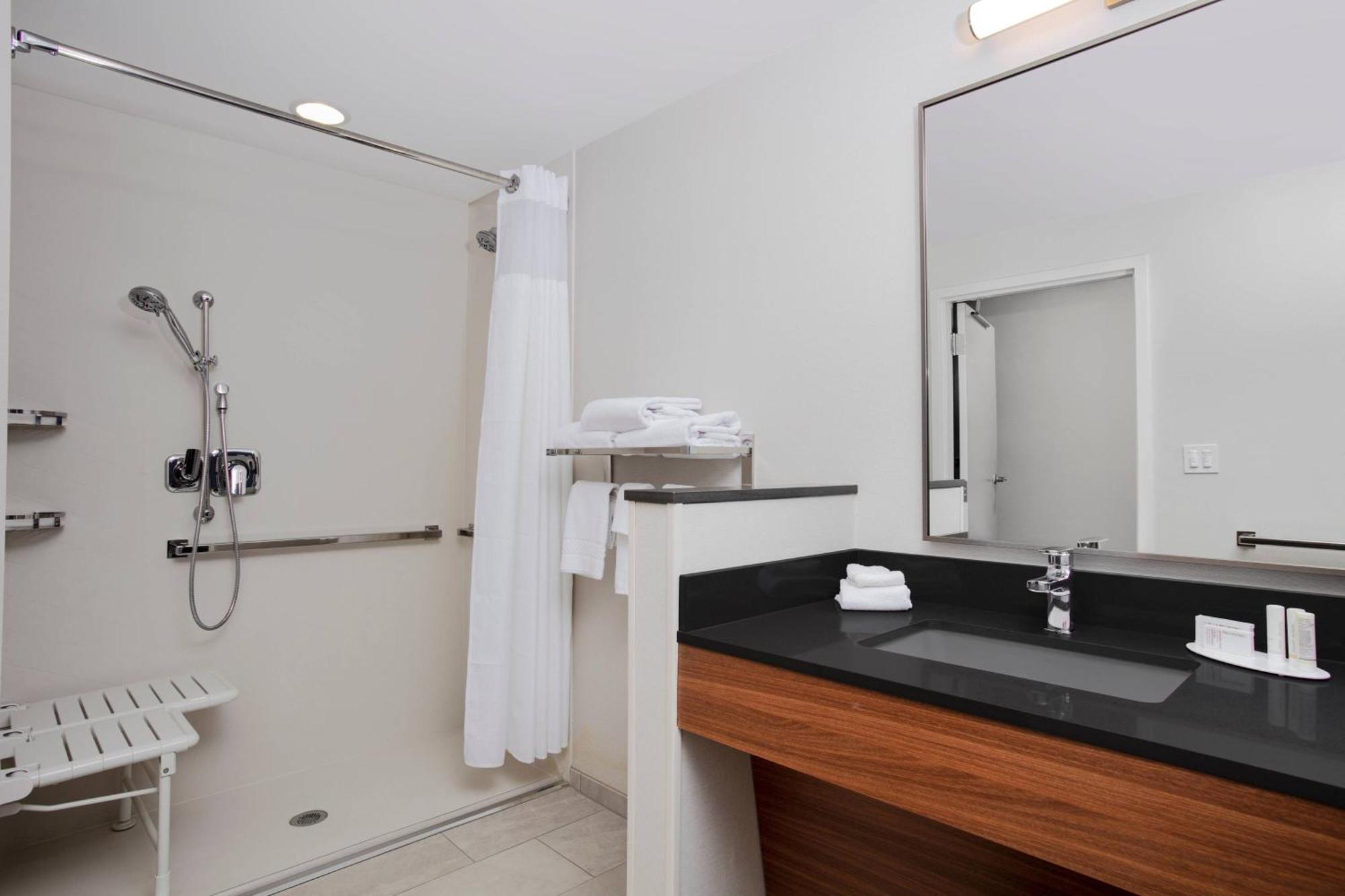 Fairfield By Marriott Inn & Suites Lebanon Near Expo Center Eksteriør billede