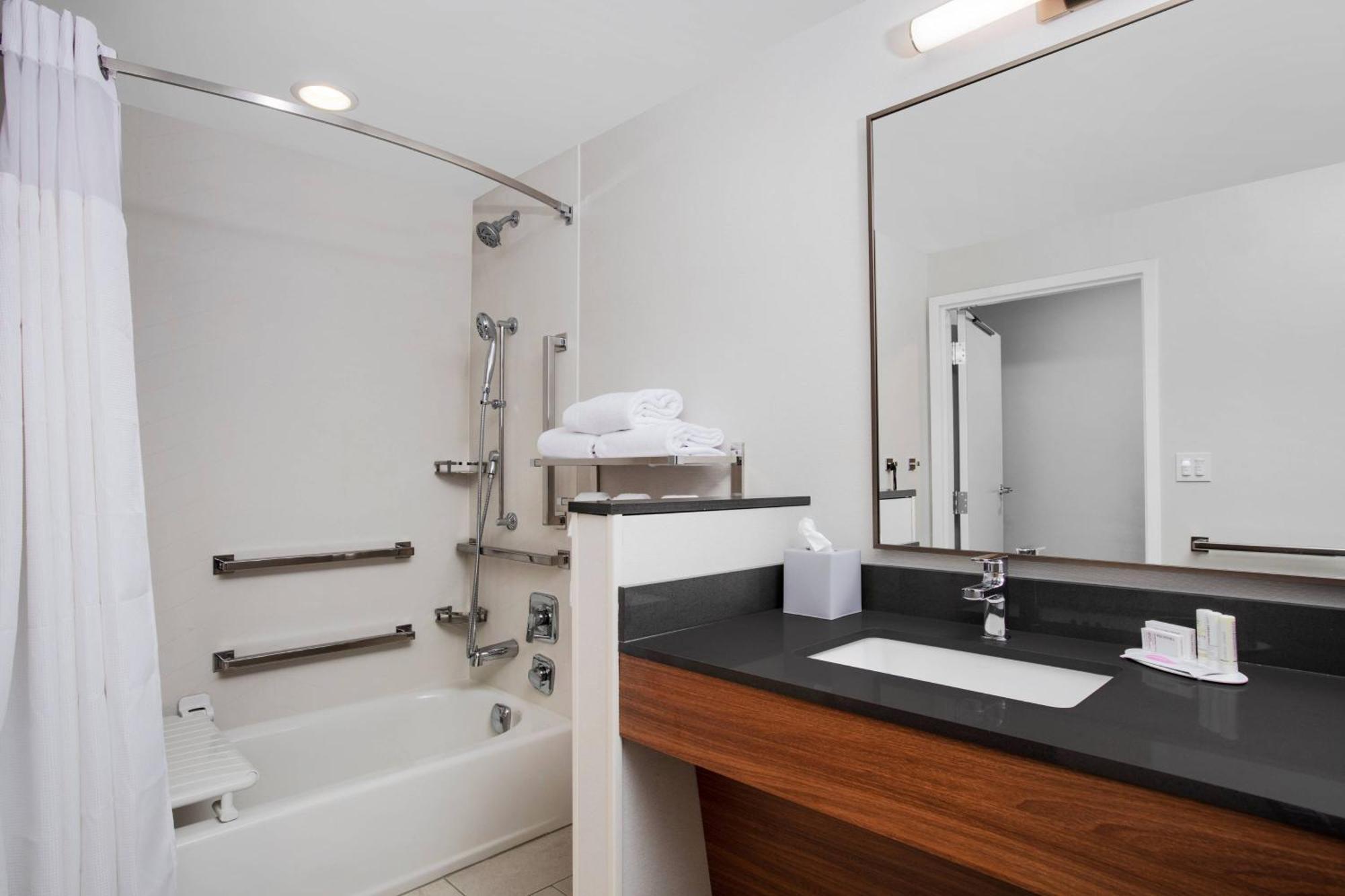 Fairfield By Marriott Inn & Suites Lebanon Near Expo Center Eksteriør billede